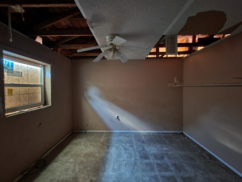 More Photos Of 3101 W Mallory St, Pensacola Apartments For Sale