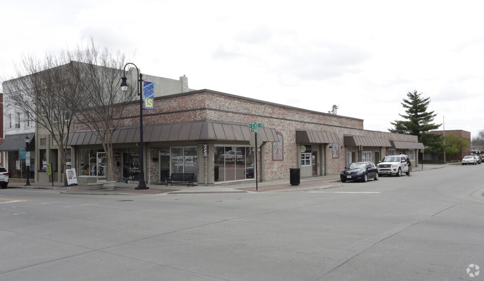 Primary Photo Of 21 SW 3rd St, Lee's Summit Coworking Space