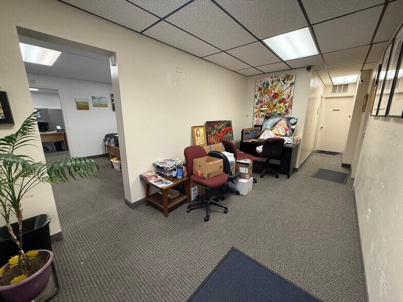 More Photos Of 108 N State St, Orem Freestanding For Lease