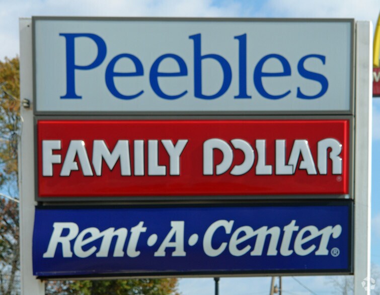 More Photos Of 211-221 W Columbia Ave, Batesburg Storefront For Sale