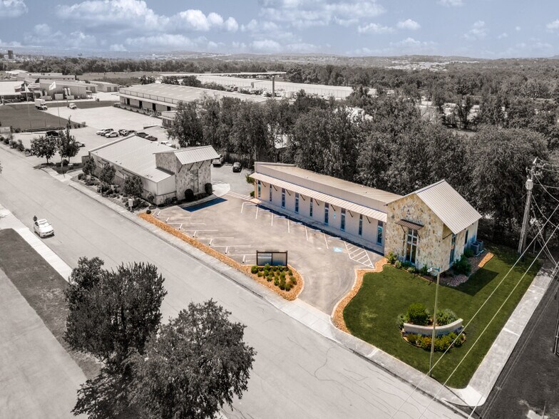Primary Photo Of 109 Enterprise Pky, Boerne Office For Sale