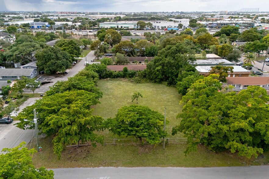 More Photos Of 731 SW 10th St, Pompano Beach Land For Sale