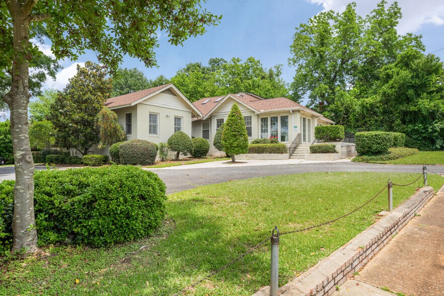 More Photos Of 720 North Ave, Macon-Bibb Office Residential For Sale