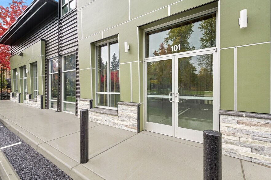 More Photos Of 12828 SE Kent Kangley Rd, Kent Storefront Retail Office For Lease