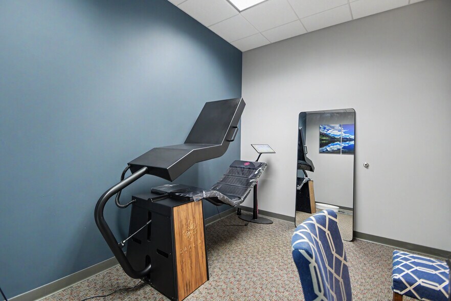 More Photos Of 1600 Horizon Dr, Chalfont Office For Sale