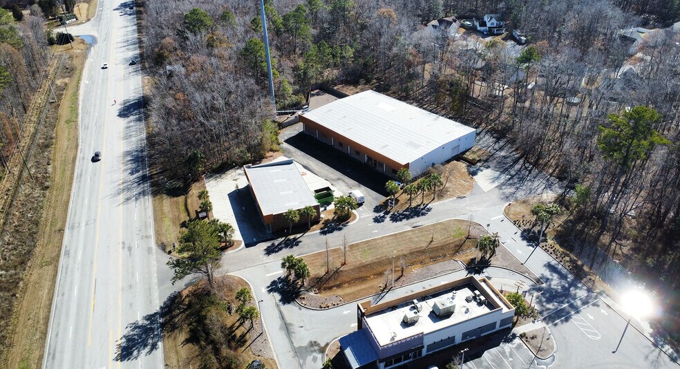 More Photos Of 779 Saint James Ave, Goose Creek Light Distribution For Lease