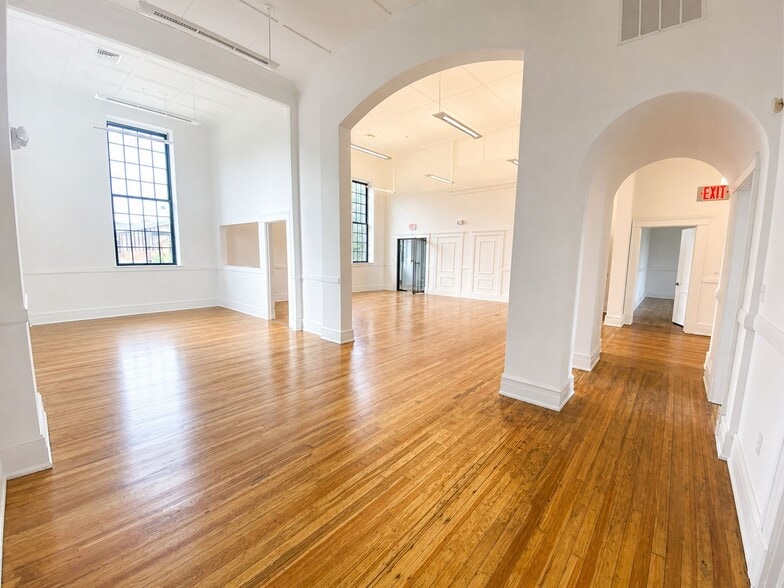 More Photos Of 1802 Drayton Rd, Spartanburg Storefront Retail Office For Lease