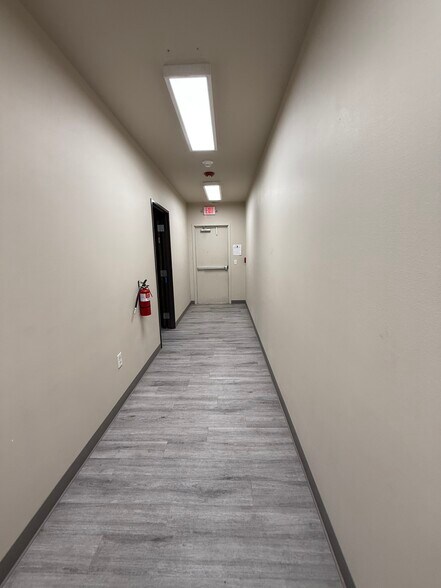 More Photos Of 1351 N Zaragoza Rd, El Paso Office For Sale