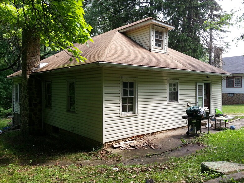 More Photos Of 71 Dreamland Park Dr, Fleetwood Apartments For Sale