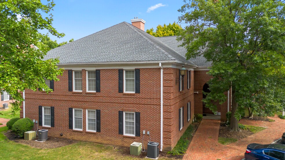 More Photos Of 7 Auer Ct, East Brunswick Office For Sale