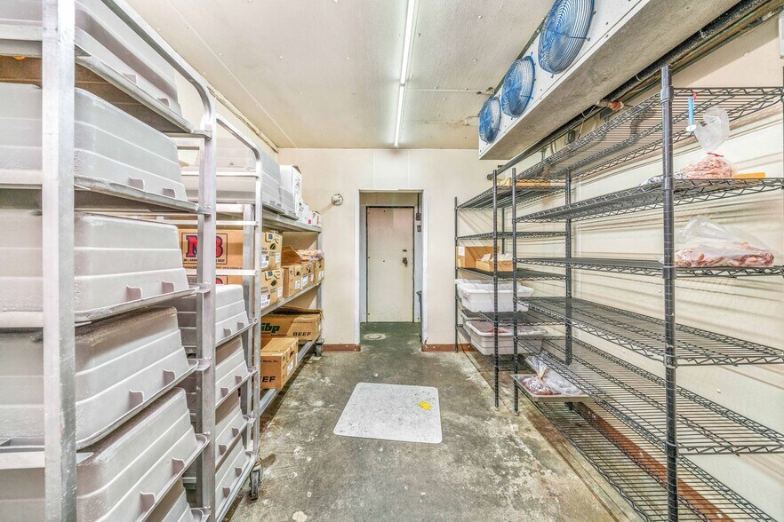 More Photos Of 101 S East St, Earlville Specialty For Sale