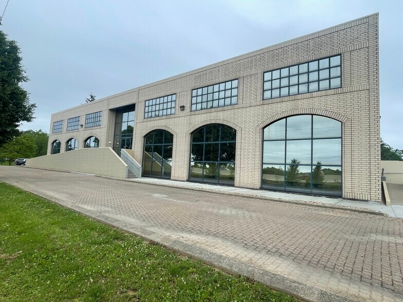 Primary Photo Of 2591 W Fountain Dr, Bloomington Office For Lease