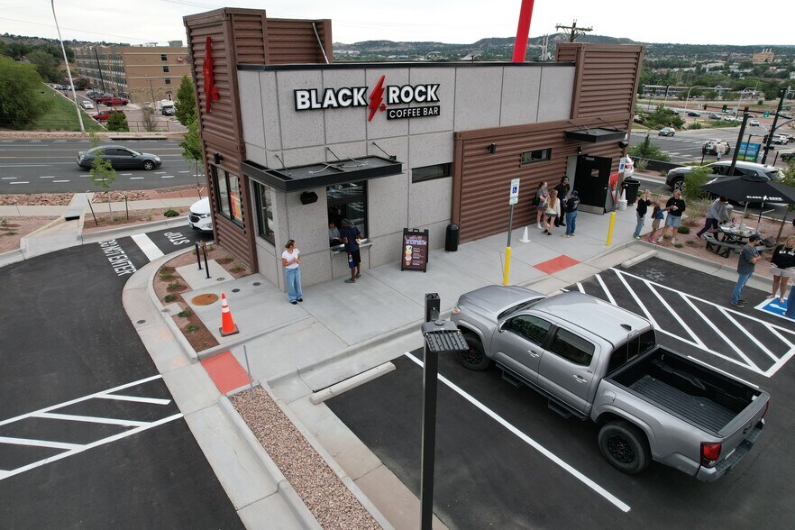 More Photos Of 2933 Sage St, Colorado Springs General Retail For Sale
