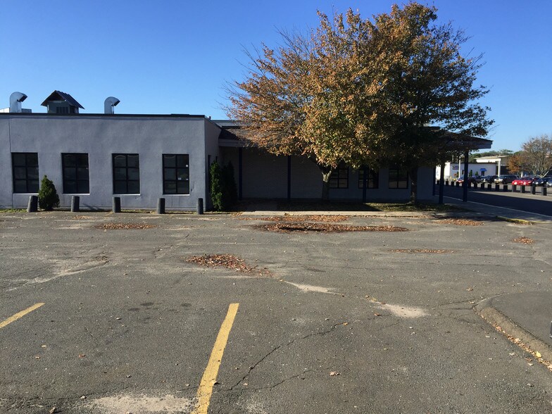 More Photos Of 540 Ella T Grasso Blvd, New Haven Research And Development For Lease