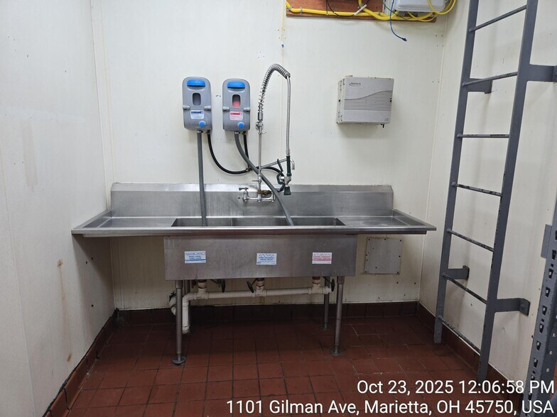 More Photos Of 1101 Gilman Ave, Marietta Fast Food For Lease