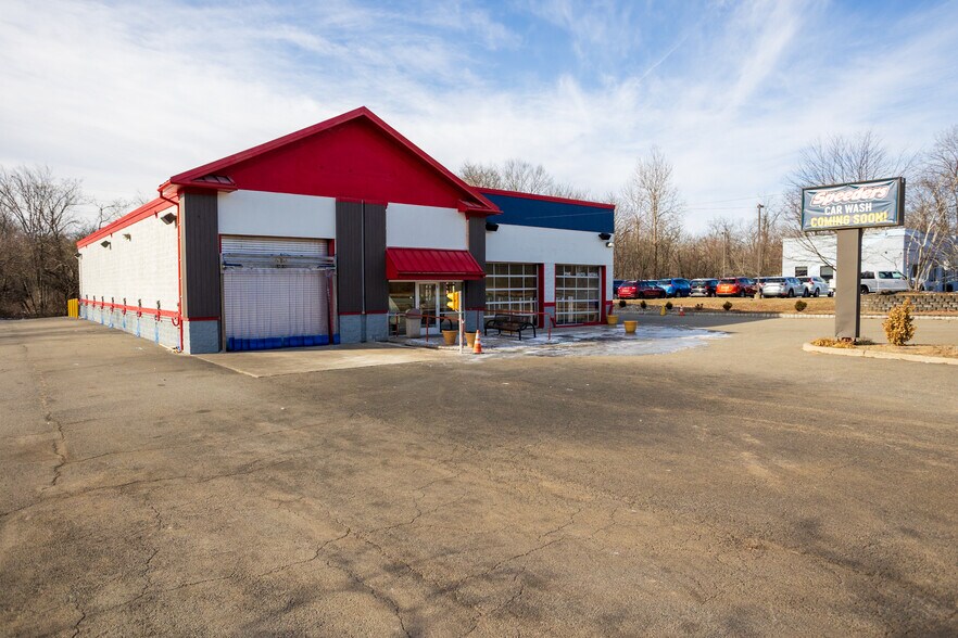 More Photos Of 68 US Highway 46, Mountain Lakes Carwash For Sale