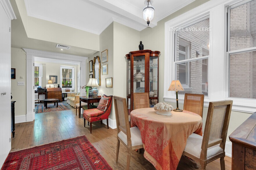More Photos Of 9 E 96th St, New York Apartments For Sale