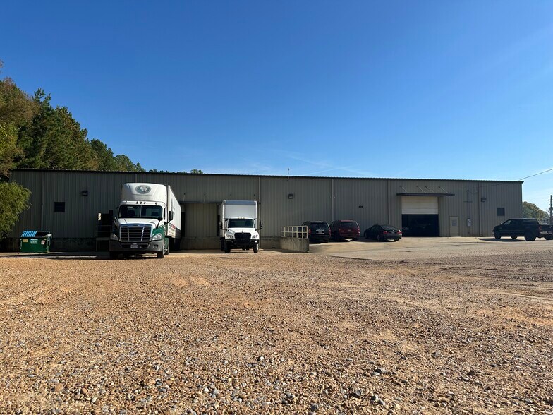 More Photos Of 400 Byram Dr, Byram Warehouse For Sale