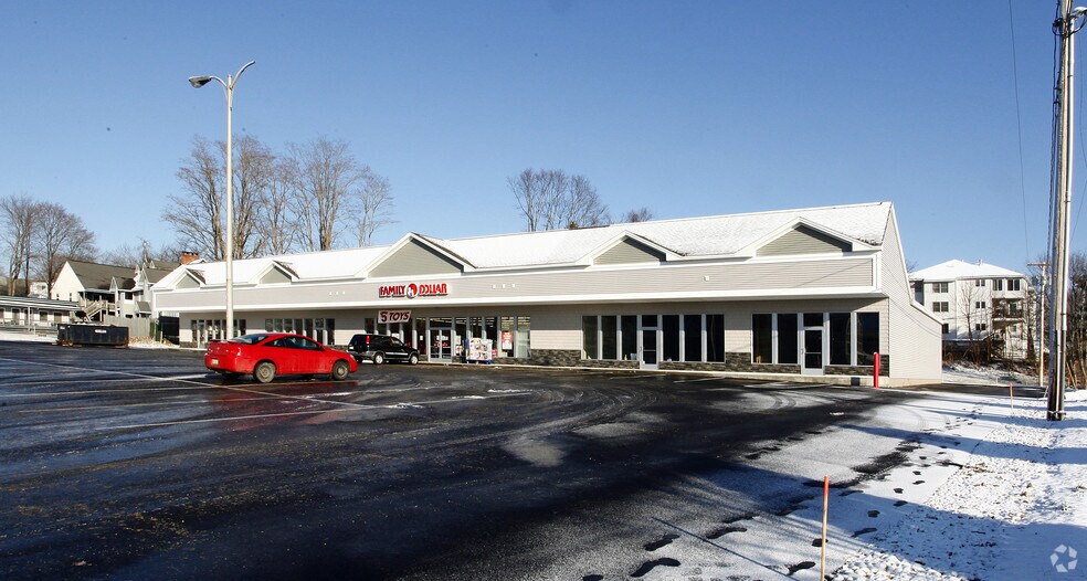 More Photos Of 8 Heath St, Old Orchard Beach Unknown For Lease