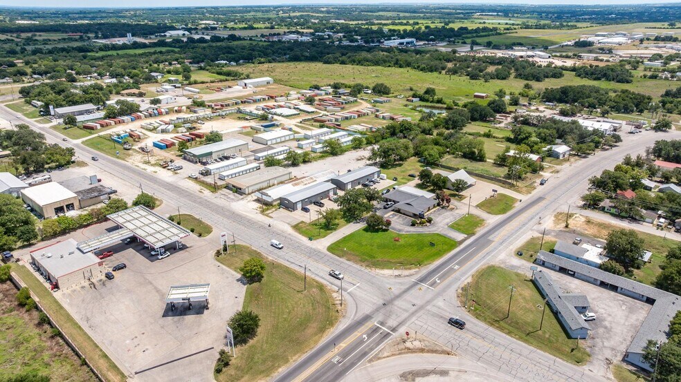 More Photos Of 1208 E Washington St, Stephenville Industrial For Sale