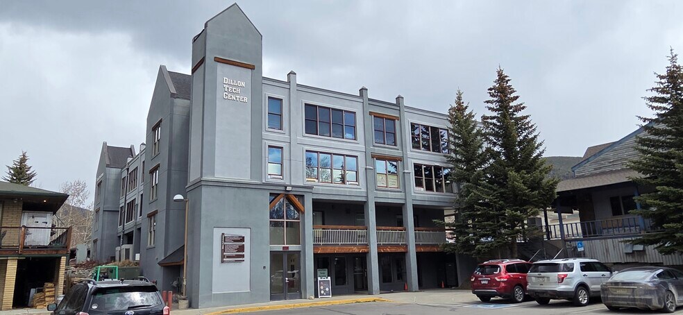 More Photos Of 114 Village Pl, Dillon Office For Lease