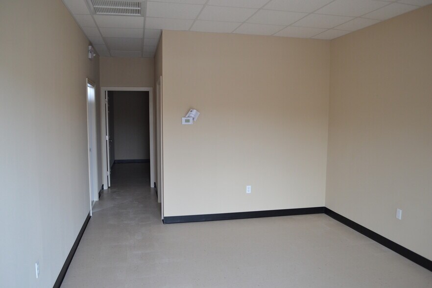 More Photos Of 2306-2390 Old Combee Rd, Lakeland Unknown For Lease