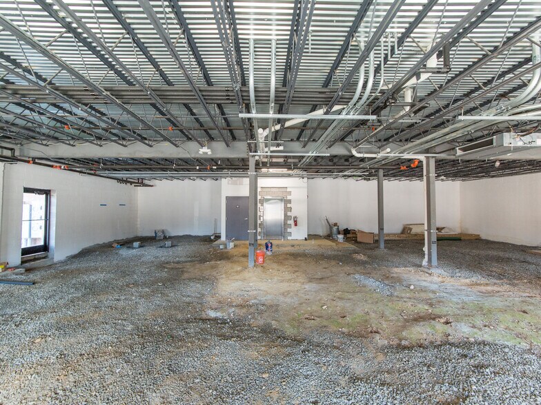 More Photos Of 208 Charlotte Hwy, Asheville Medical For Sale