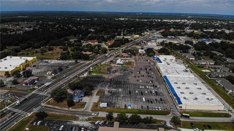 More Photos Of 1409 E Oak St, Arcadia Storefront Retail Office For Sale