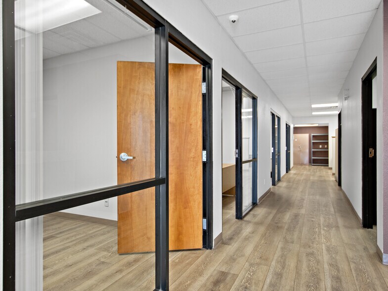 More Photos Of 2345 W Glendale Ave, Phoenix Medical For Sale