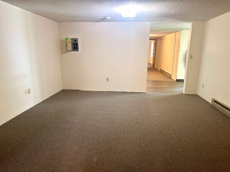More Photos Of 250 E Water St, Slippery Rock Apartments For Sale