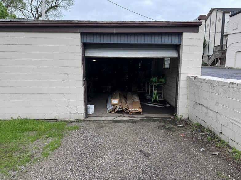 More Photos Of 4080 Dayton-Xenia Rd, Dayton Unknown For Lease