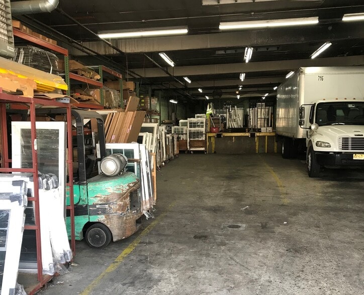 More Photos Of 100 W 7th St, Bayonne Manufacturing For Sale