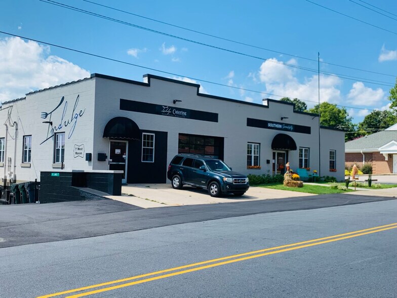 Primary Photo Of 7 W Mason St, Franklinton Storefront Retail Office For Sale