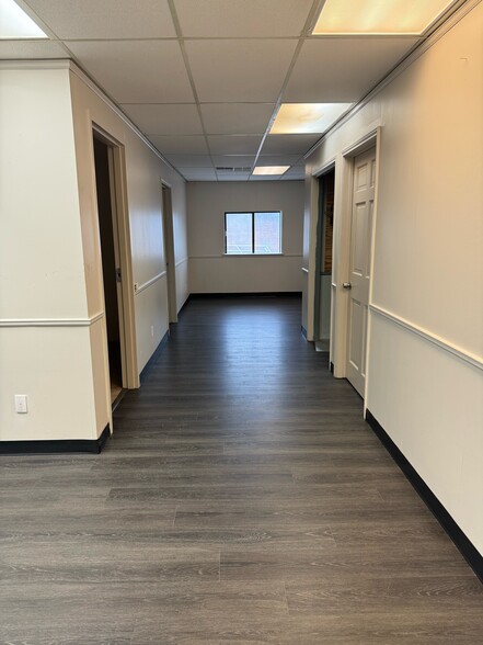 More Photos Of 1245 Hurstview Dr, Hurst Office For Lease