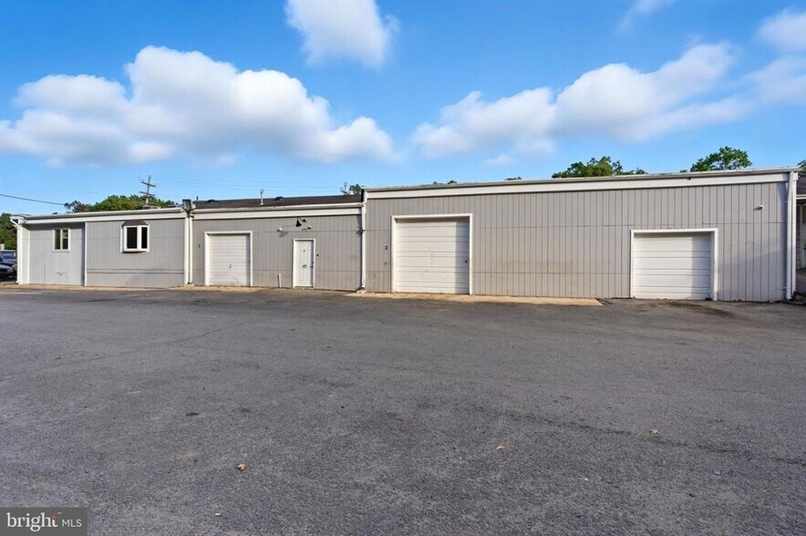 More Photos Of 534 Whitesville Rd, Jackson Service For Lease