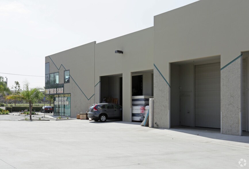 More Photos Of 9080 Charles Smith Ave, Rancho Cucamonga Warehouse For Lease