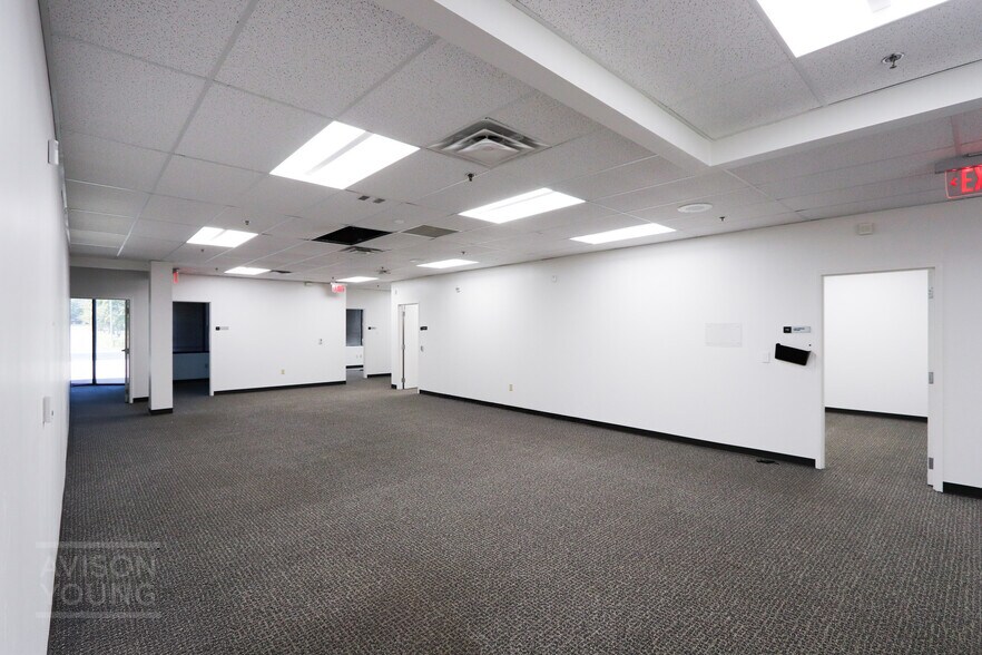 More Photos Of 3860 Forest Hill Irene Rd, Memphis Sports And Entertainment For Lease