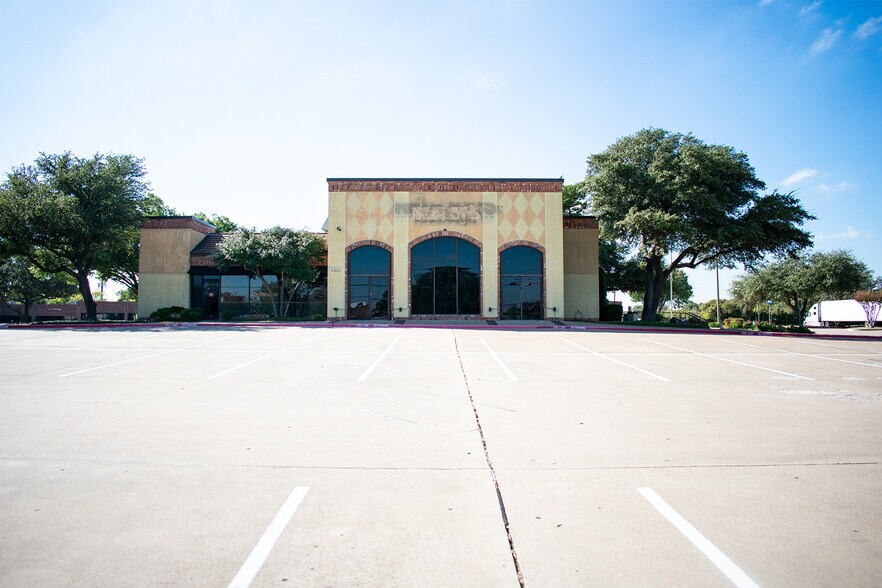 More Photos Of 1801 N Plano Rd, Richardson Specialty For Lease