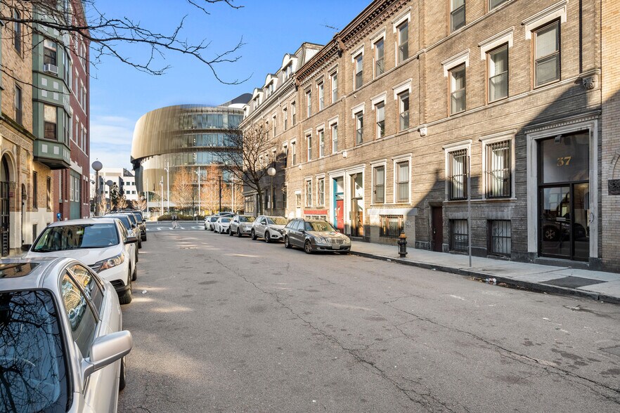 More Photos Of 37-39 Cunard St, Boston Apartments For Sale