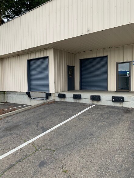 More Photos Of 77 W 3rd St, Santa Rosa Warehouse For Lease