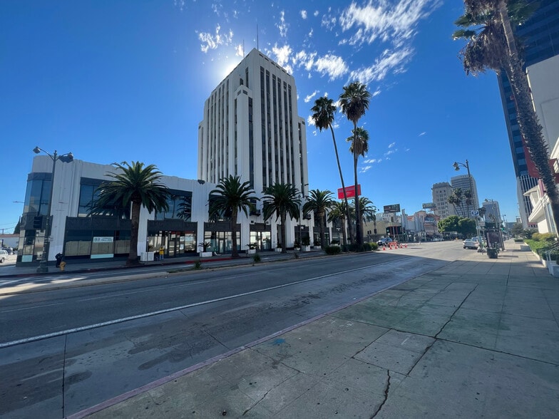 More Photos Of 5400-5420 Wilshire Blvd, Los Angeles Loft Creative Space For Lease