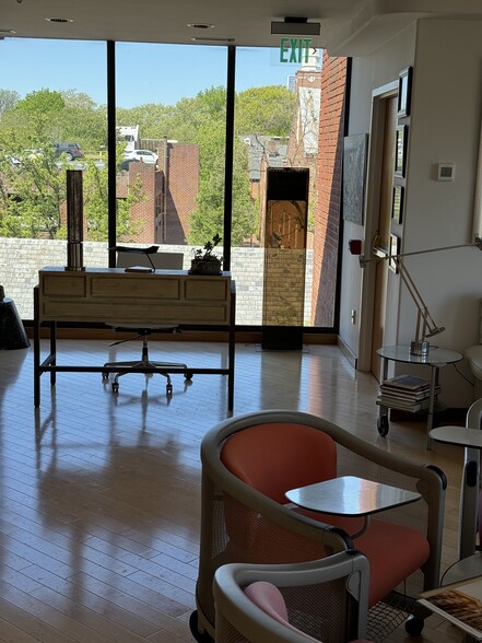 More Photos Of 415-419 S 2nd St, Philadelphia Loft Creative Space For Sale