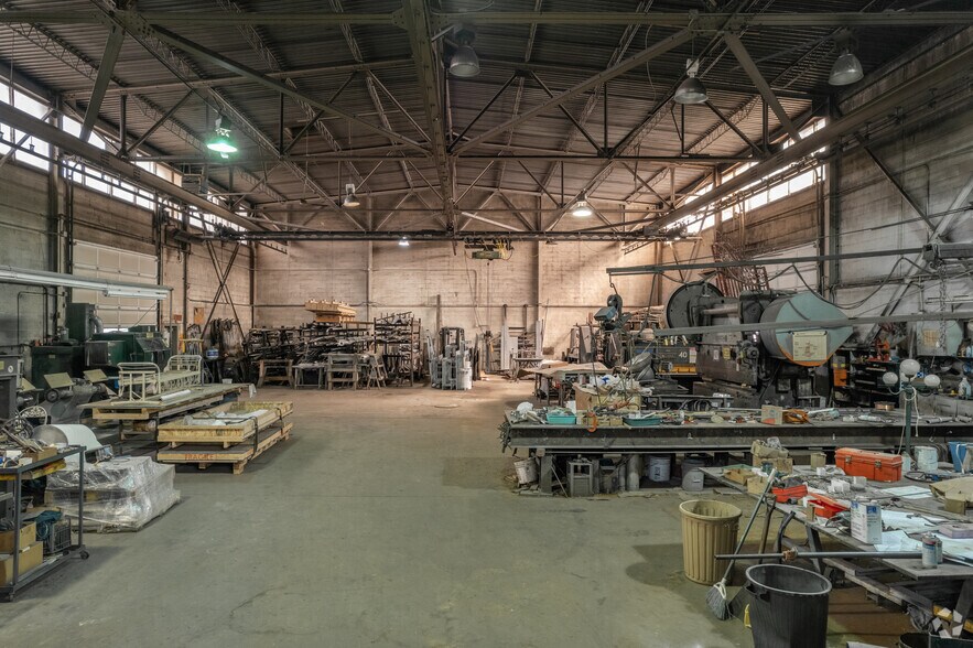 More Photos Of 1873 E 55th St, Cleveland Warehouse For Sale