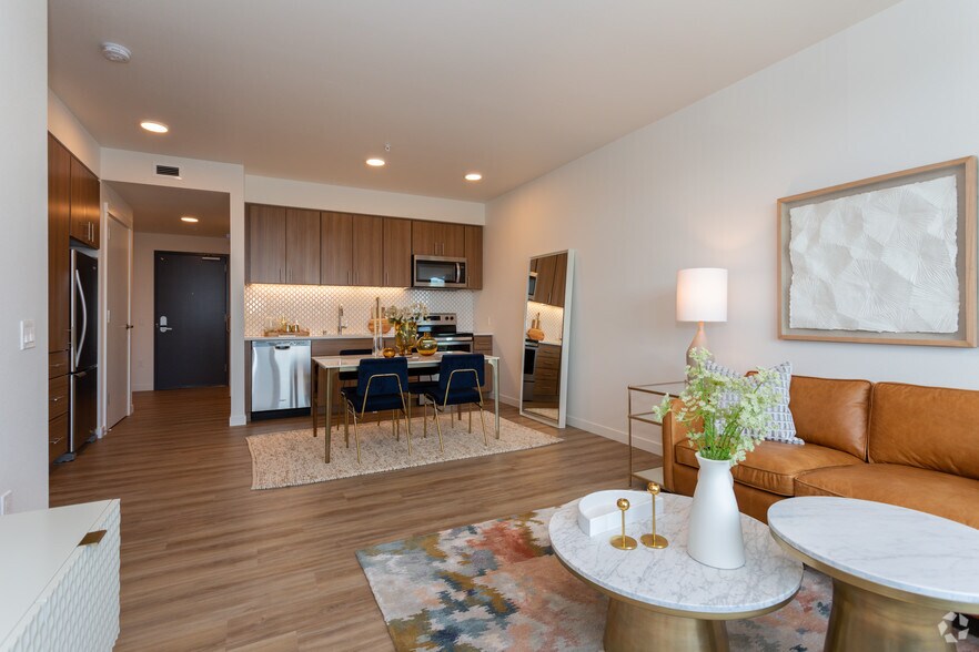 More Photos Of 700 Waterfront Way, Vancouver Apartments For Lease