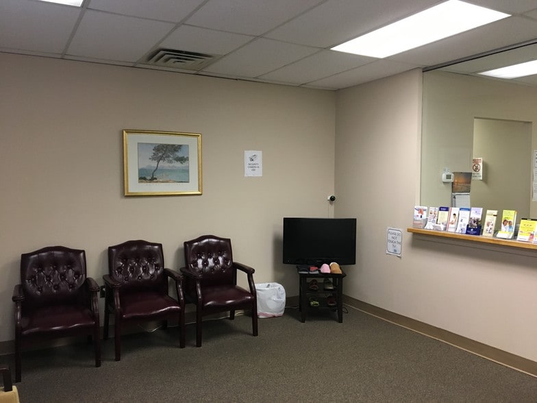 More Photos Of 520 Maple Ave, West Chester Medical For Lease