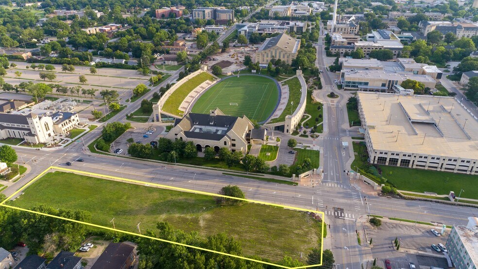 More Photos Of 1700 Anderson Ave, Manhattan Land For Sale