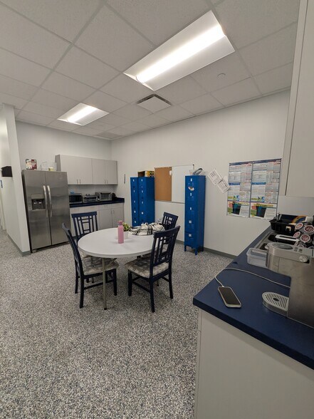 More Photos Of 16719 Balance Cv, Land O' Lakes Office For Sale
