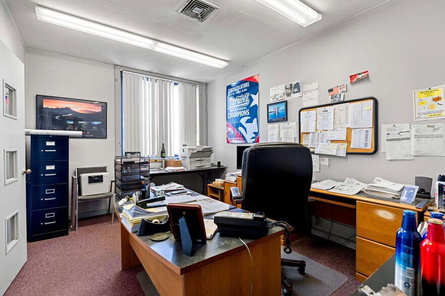 More Photos Of 205 Commercial St, Whitman Manufacturing For Sale