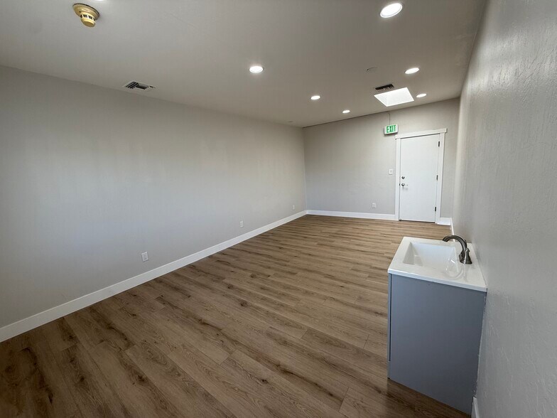 More Photos Of 3690 Grant Dr, Reno Office For Lease