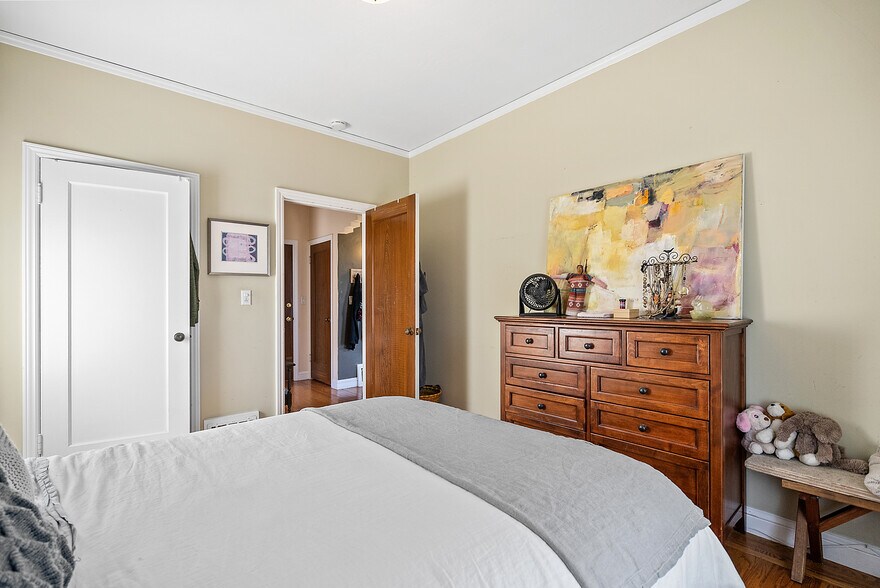 More Photos Of 1217 Capuchino Ave, Burlingame Apartments For Sale